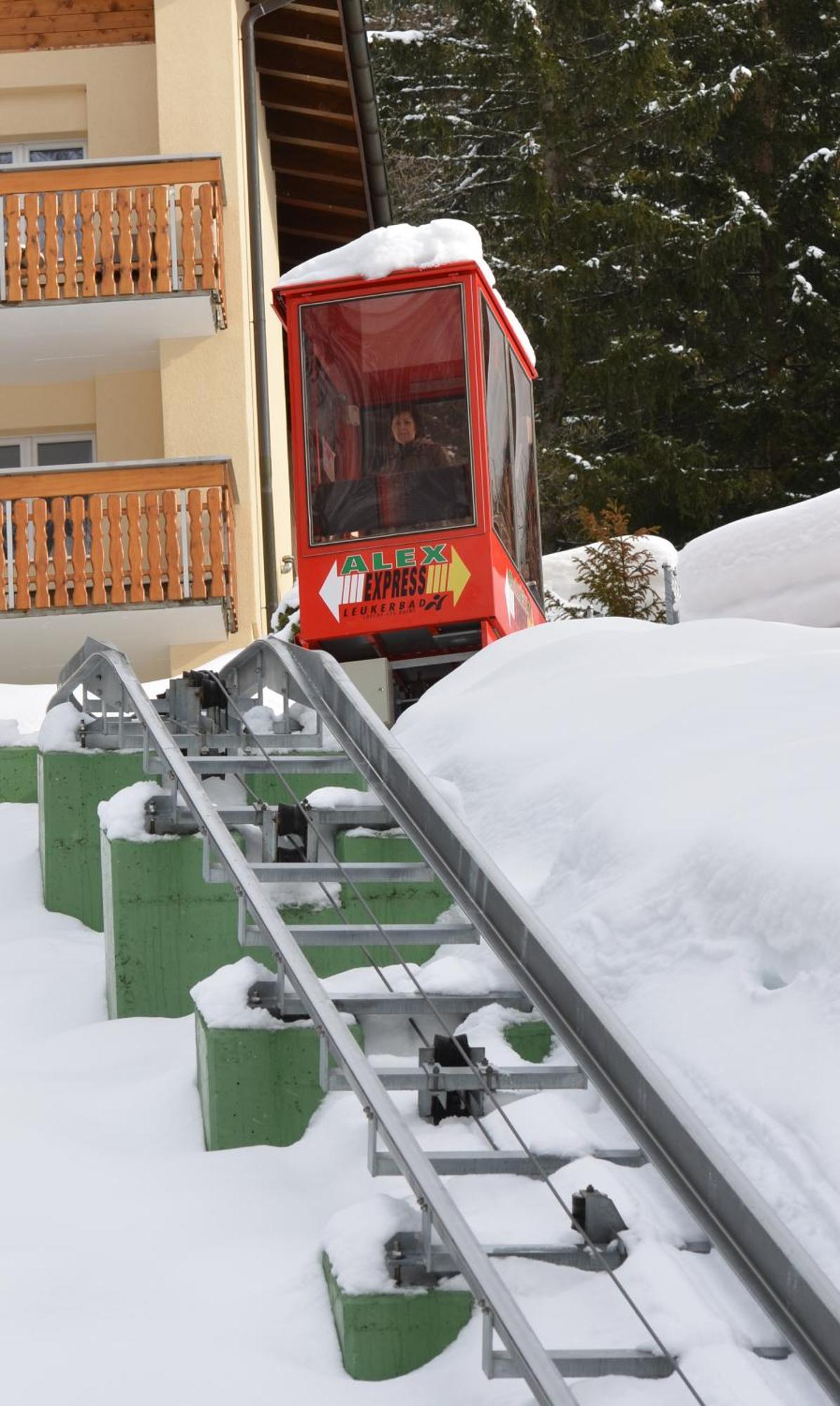 Hotel Alex Leukerbad Exteriör bild